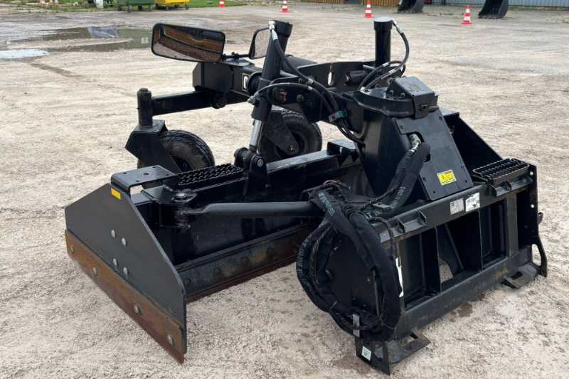 OmecoHub - Immagine CATERPILLAR BB121